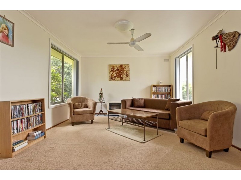 8 Duntroon Drive, Rokeby TAS 7019