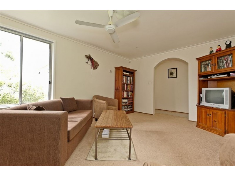 8 Duntroon Drive, Rokeby TAS 7019