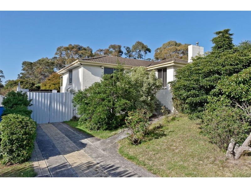 8 Duntroon Drive, Rokeby TAS 7019