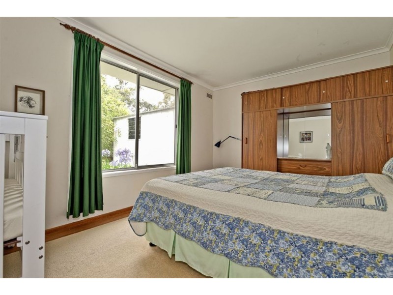 8 Duntroon Drive, Rokeby TAS 7019