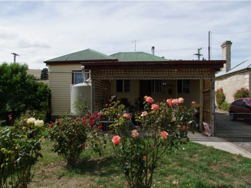 2 Tarleton Street, Hamilton TAS 7140