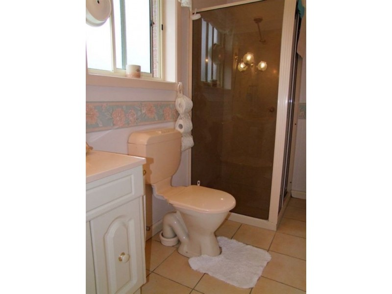 1 Granville Avenue, Geilston Bay TAS 7015