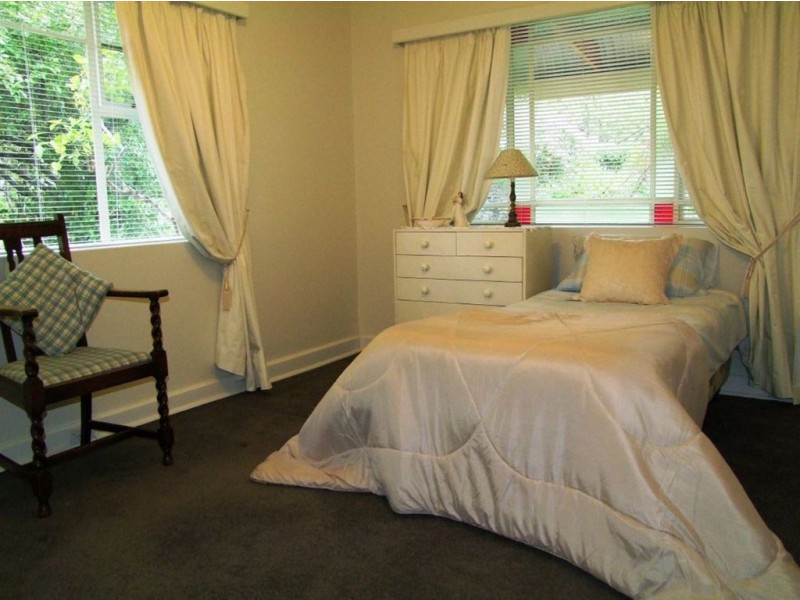 1 Granville Avenue, Geilston Bay TAS 7015