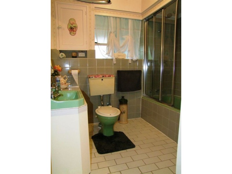 1 Granville Avenue, Geilston Bay TAS 7015