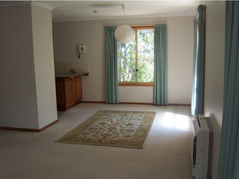 2/9 Summer Court, Mount Nelson TAS 7007
