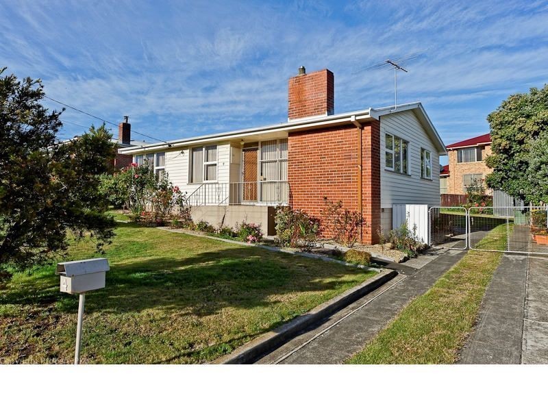 4 Flinders Street, Warrane TAS 7018