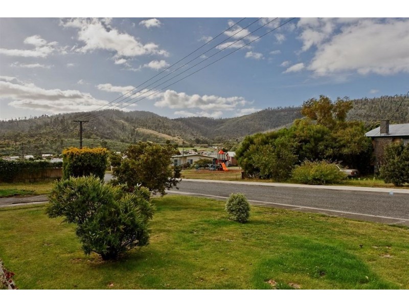 4 Flinders Street, Warrane TAS 7018