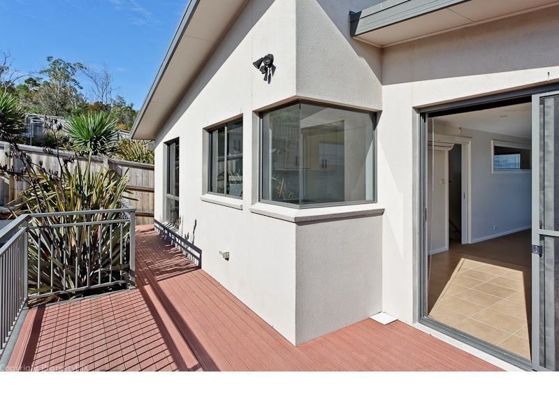 2/672 Oceana Drive, Tranmere TAS 7018