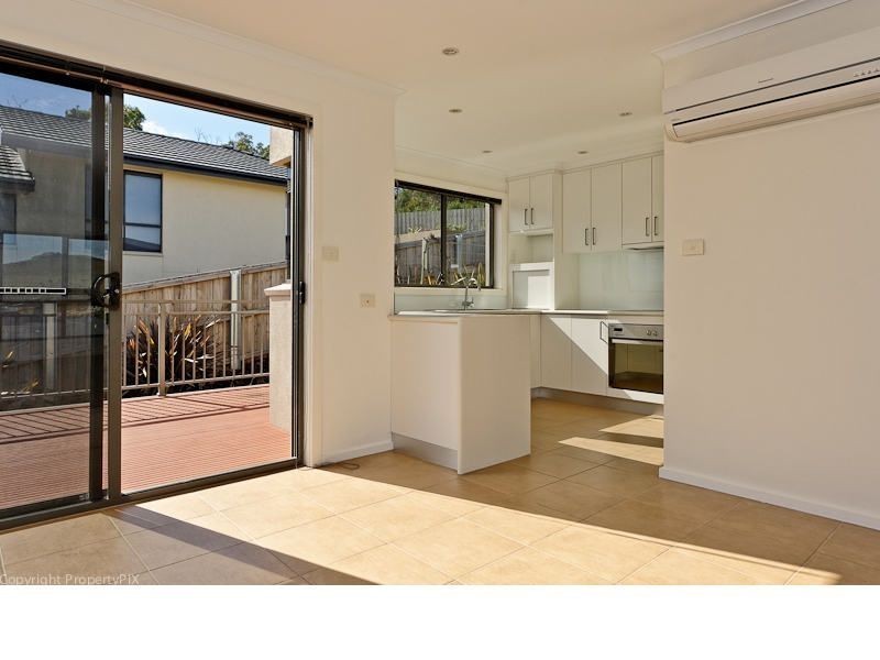 2/672 Oceana Drive, Tranmere TAS 7018