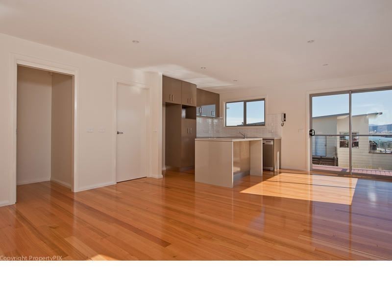 2/20 Northsun Place, Midway Point TAS 7171