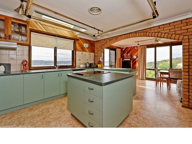 24 Invercargill Road, Mount Nelson TAS 7007