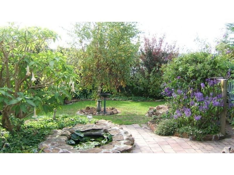 8 Midway Street, Midway Point TAS 7171