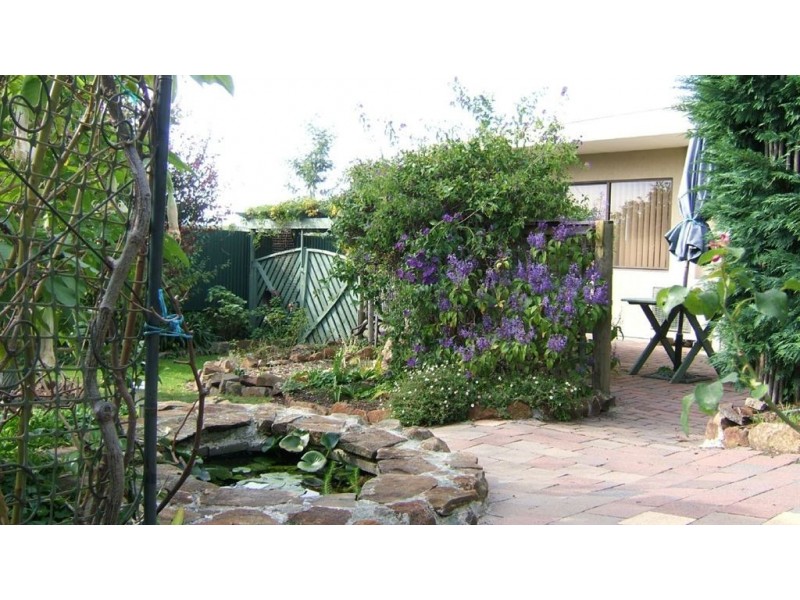 8 Midway Street, Midway Point TAS 7171