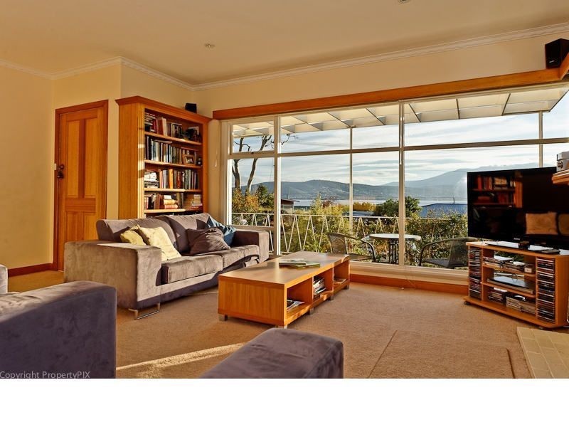 22 Alinta Street, Howrah TAS 7018