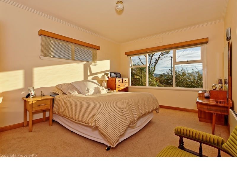 22 Alinta Street, Howrah TAS 7018