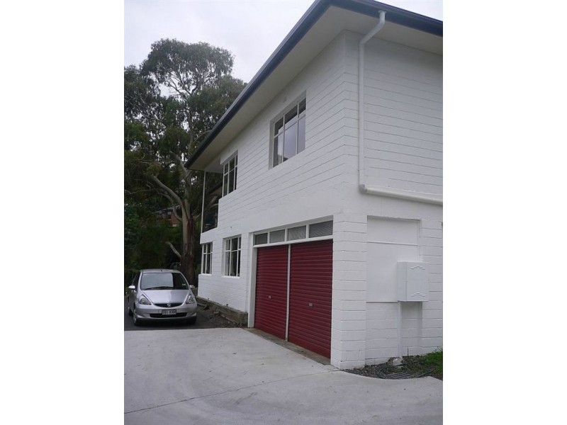 114A and B Karoola Road, Lindisfarne TAS 7015