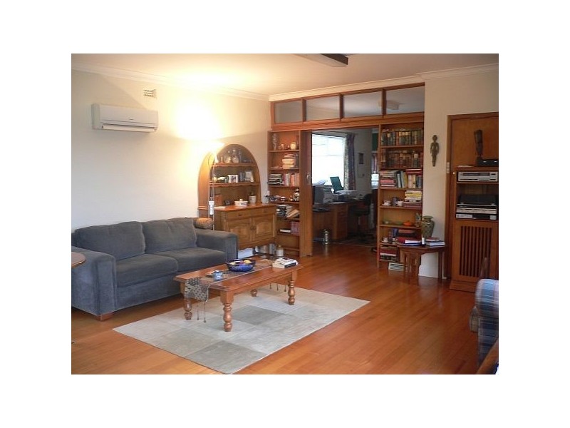 114A and B Karoola Road, Lindisfarne TAS 7015