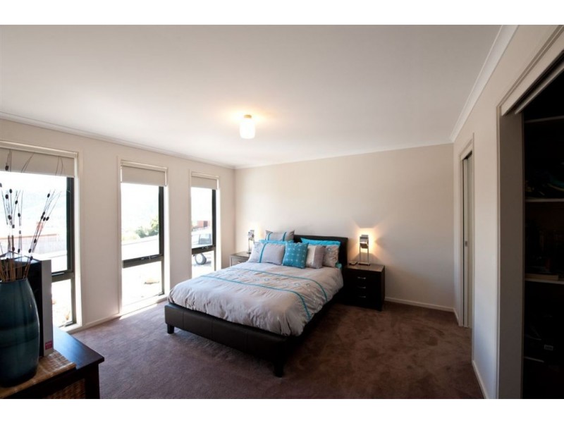 51 Binalong Road, Mornington TAS 7018