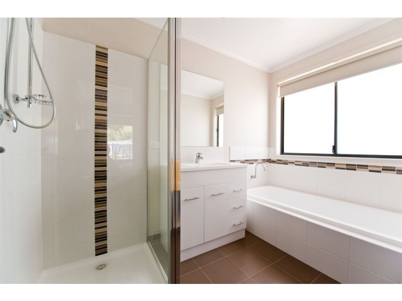 51 Binalong Road, Mornington TAS 7018