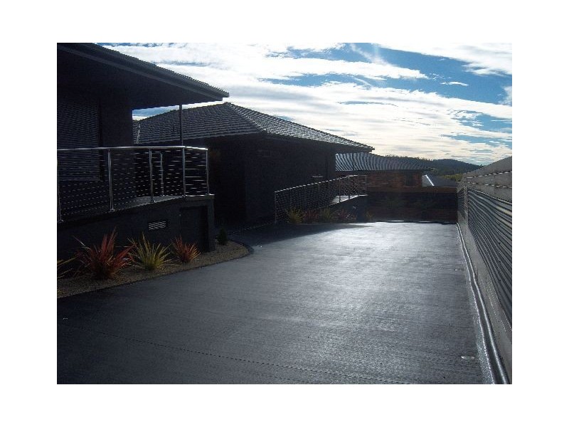 2/4 Highclere Court, Howrah TAS 7018