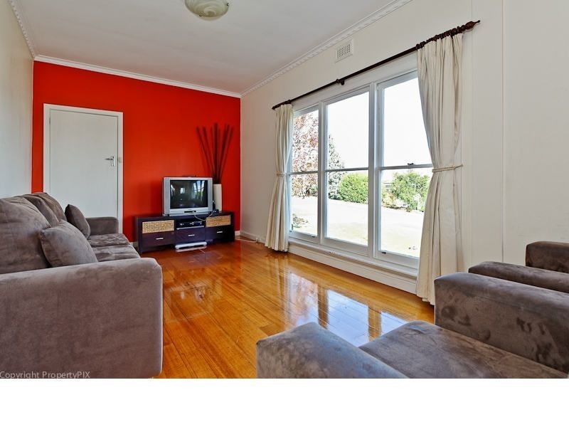 2A Corinth Street, Howrah TAS 7018