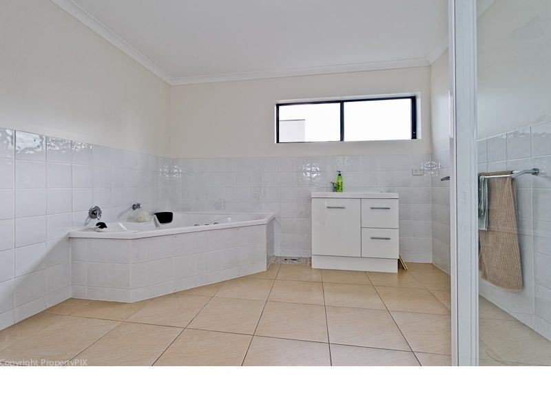 23 Leyden Avenue, Seven Mile Beach TAS 7170