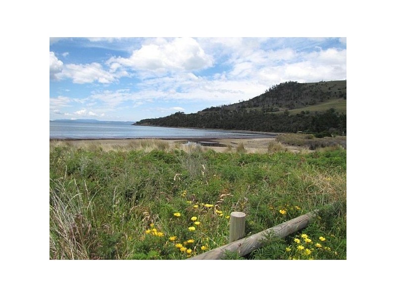 16 Esplanade, Seven Mile Beach TAS 7170