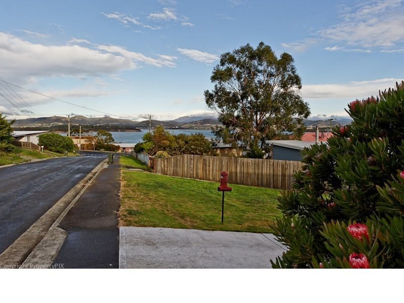 4 Suva Street, Midway Point TAS 7171