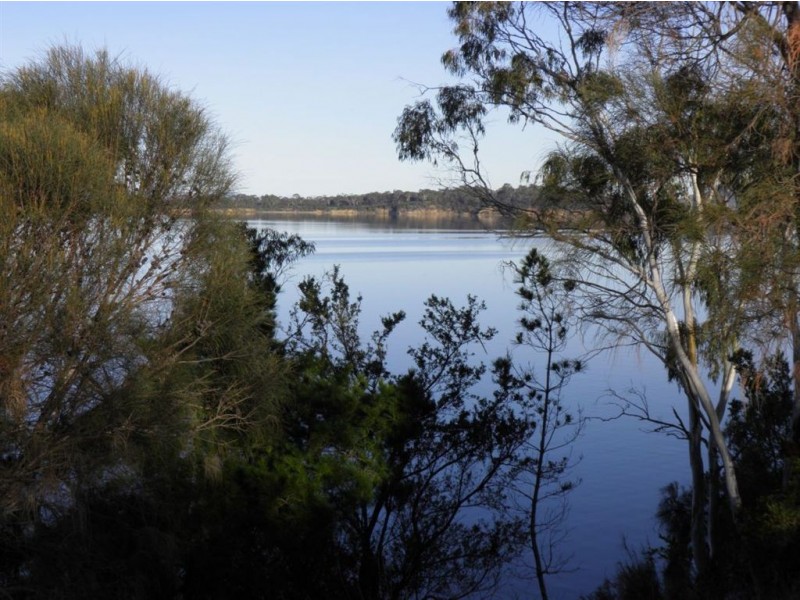513 Shark Point Road, Penna TAS 7171