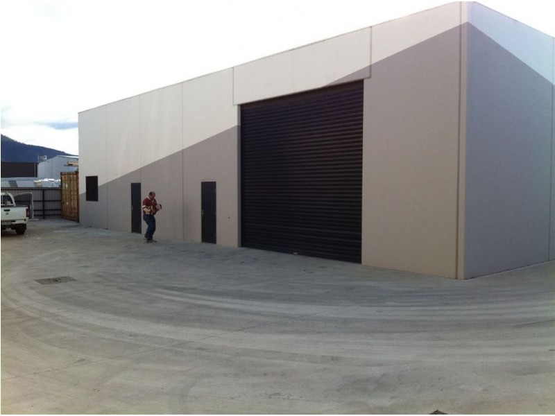 2/118 gormanston court, Derwent Park TAS 7009