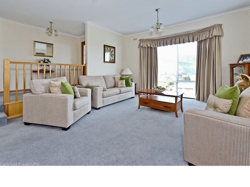 18 Clives Avenue, Old Beach TAS 7017