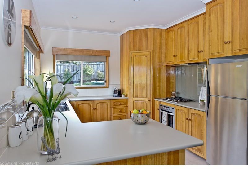 18 Clives Avenue, Old Beach TAS 7017