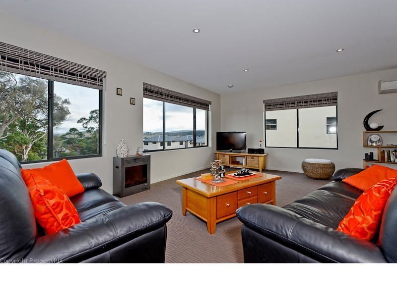 3/36 Horsham Road, Oakdowns TAS 7019