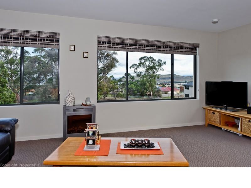 3/36 Horsham Road, Oakdowns TAS 7019
