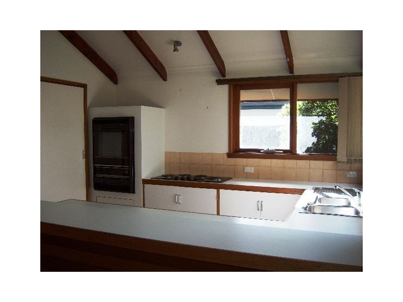 13 Surf Road, Seven Mile Beach TAS 7170