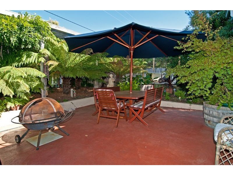 25 Barton Avenue, Triabunna TAS 7190