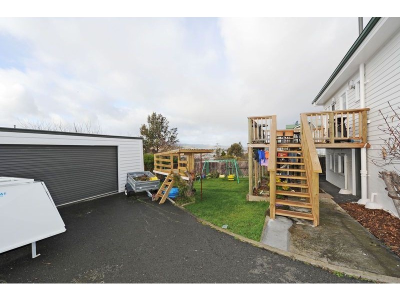 18 Milton Crescent, Moonah TAS 7009