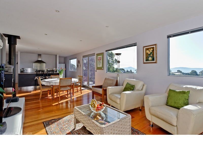 91 Hillcrest Road, Tolmans Hill TAS 7007