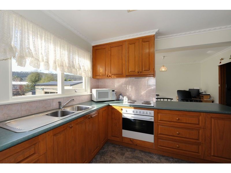 206 Clarence Street, Howrah TAS 7018