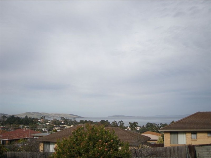 33 Hill Street, Bellerive TAS 7018