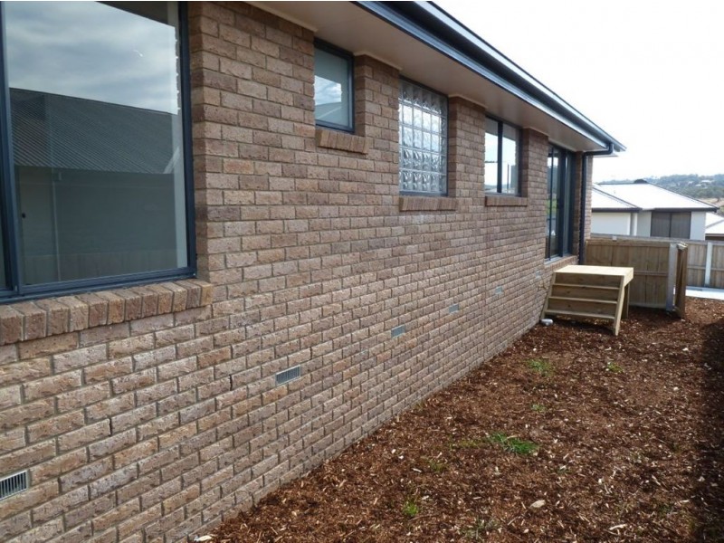 1/13 Hance Road, Howrah TAS 7018