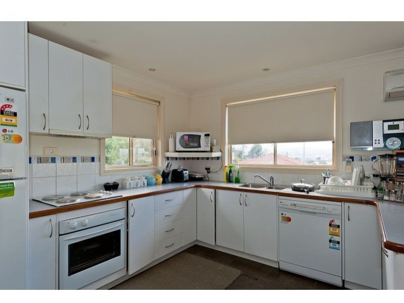 2A Browning Road, Moonah TAS 7009