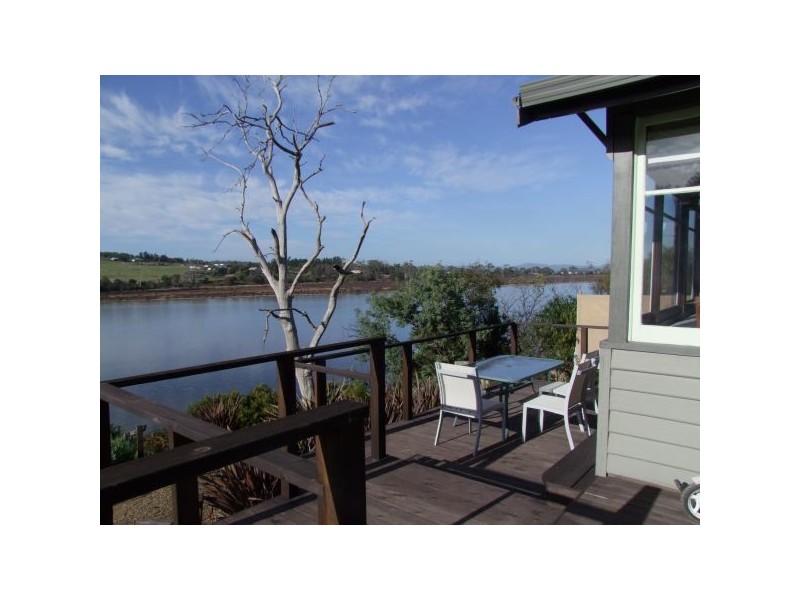 41 Erle Street, Carlton River TAS 7173