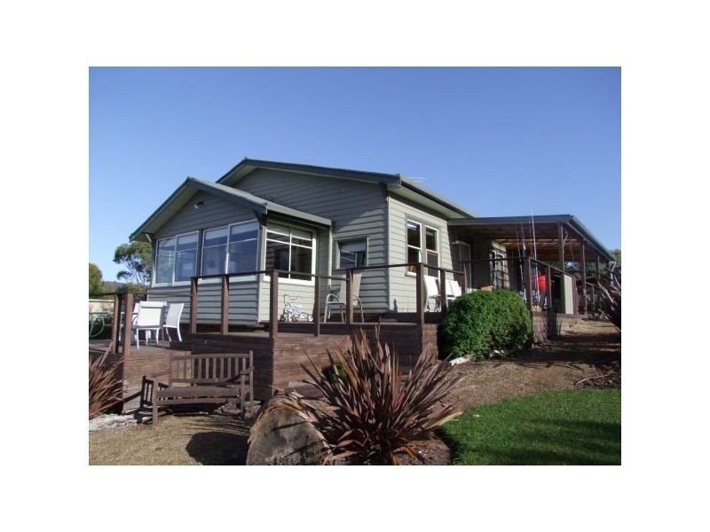 41 Erle Street, Carlton River TAS 7173