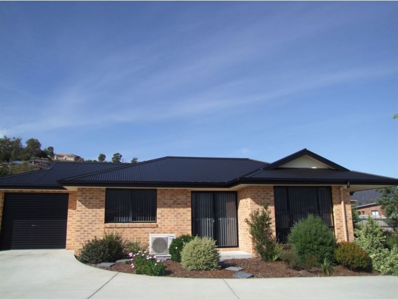 1/33 Henty Close, Old Beach TAS 7017