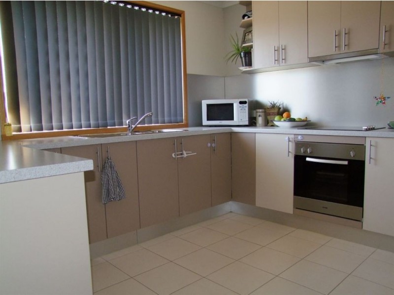 1/33 Henty Close, Old Beach TAS 7017