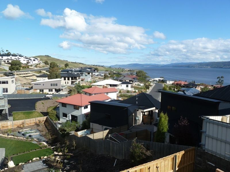 635A Oceana Drive, Tranmere TAS 7018