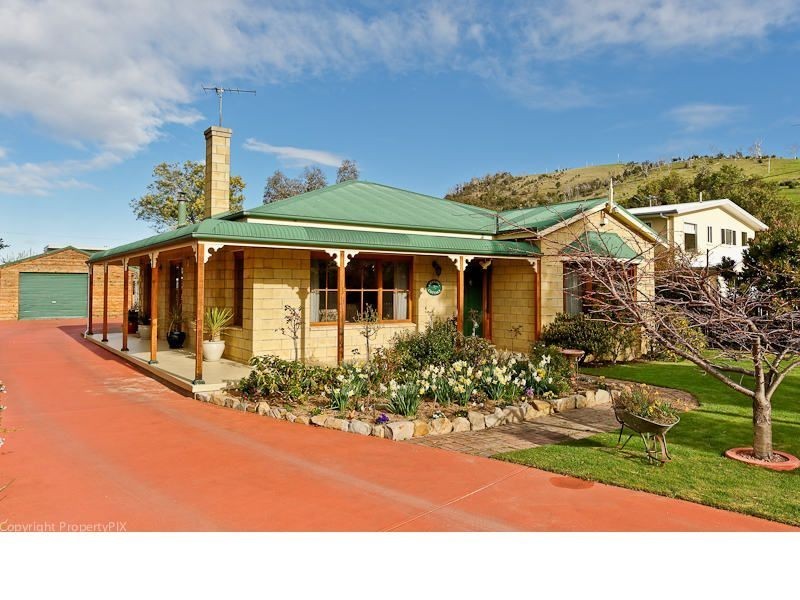 32 Seabrook Street, Seven Mile Beach TAS 7170