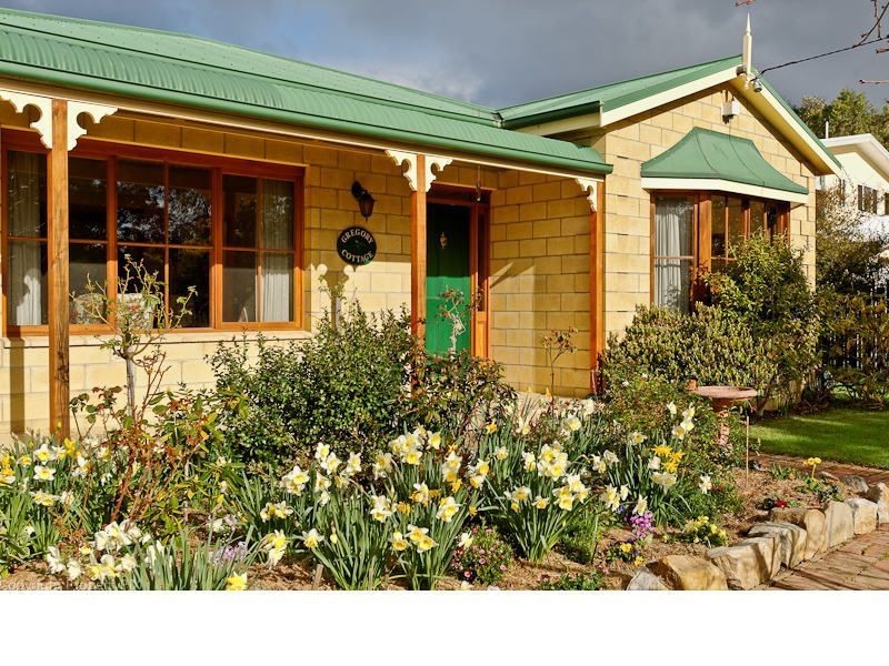 32 Seabrook Street, Seven Mile Beach TAS 7170