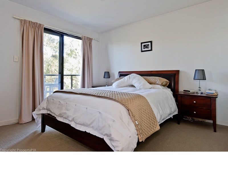 2/75 Hillcrest Road, Tolmans Hill TAS 7007